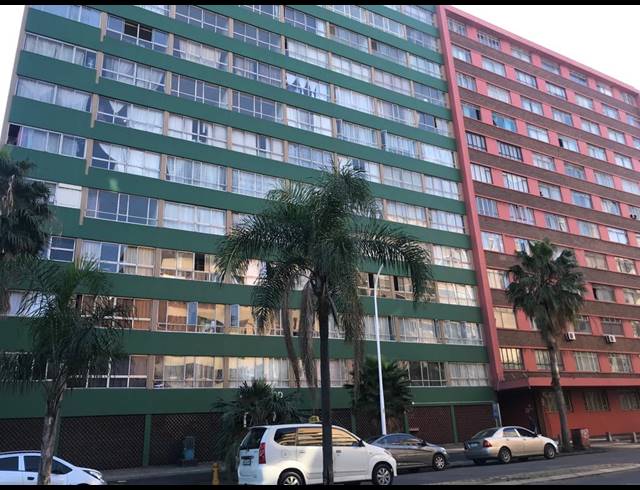 2 BEDROOM APARTMENT FOR SALE IN DURBAN CENTRAL